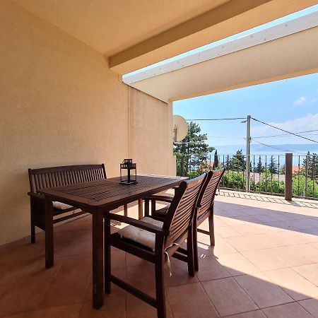Belle Oasis Lägenhet Novi Vinodolski Exteriör bild