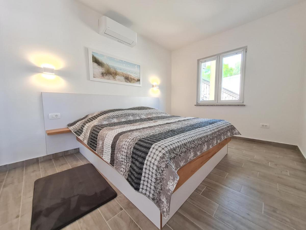 Belle Oasis Lägenhet Novi Vinodolski Exteriör bild